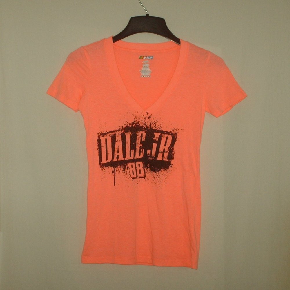 Pink ladies NASCAR Dale Jr. #88 V-neck T-shirt - New - size small